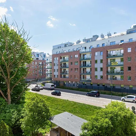 Apartament Cosy With A Balcony Close To The Old Town By Renters
